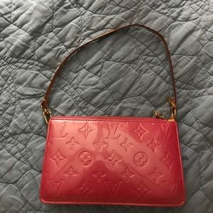 Louis Vuitton vernis pochette